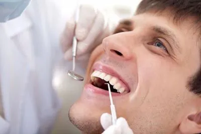 patient getting a dental checkup at Park View Dental in Eldridge, IA